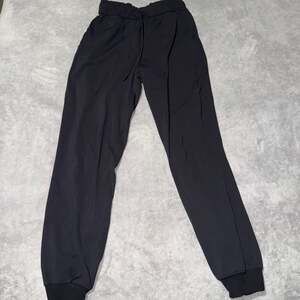 Lululemon On The Fly Jogger 28" Luxtreme Black